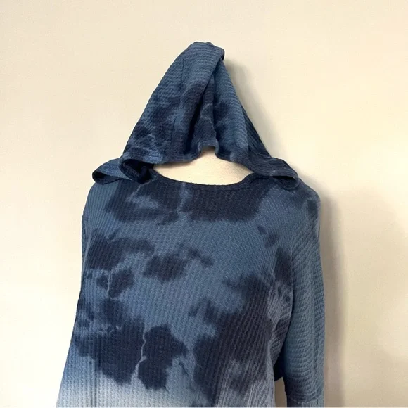 T Party Navy Blue Tie Dye Waffle Knit Hoodie Hooded Sweater Size L - Picture 2 of 8